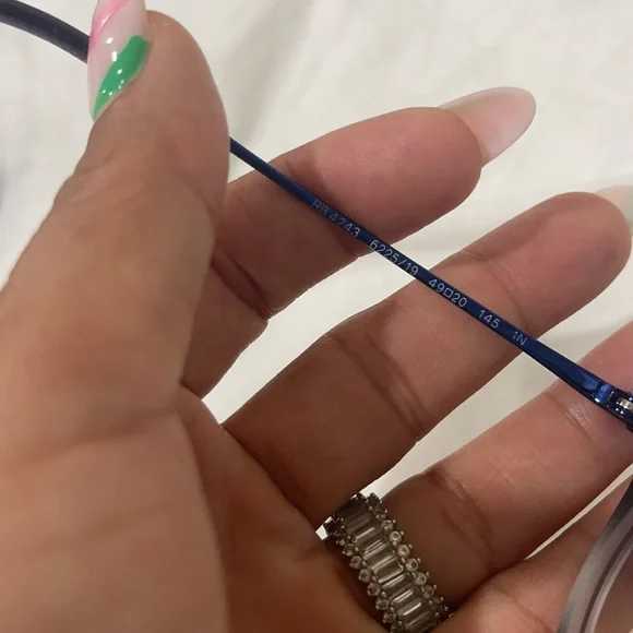 💙Sunglasses
Ray-Ban
RB-4243 - 6225/19 - Picture 11 of 15